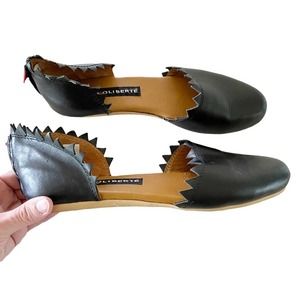 Oliberte Womens 38/7.5 Black Ballet Flat Jagged Trim Slip Ons